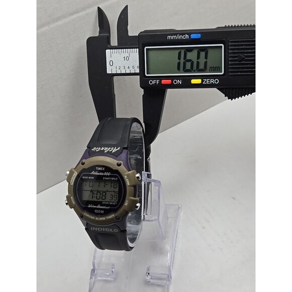 Vintage Timex Atlantis 100 Indiglo Digital Watch Purple Green 100M New Battery - Picture 6 of 11